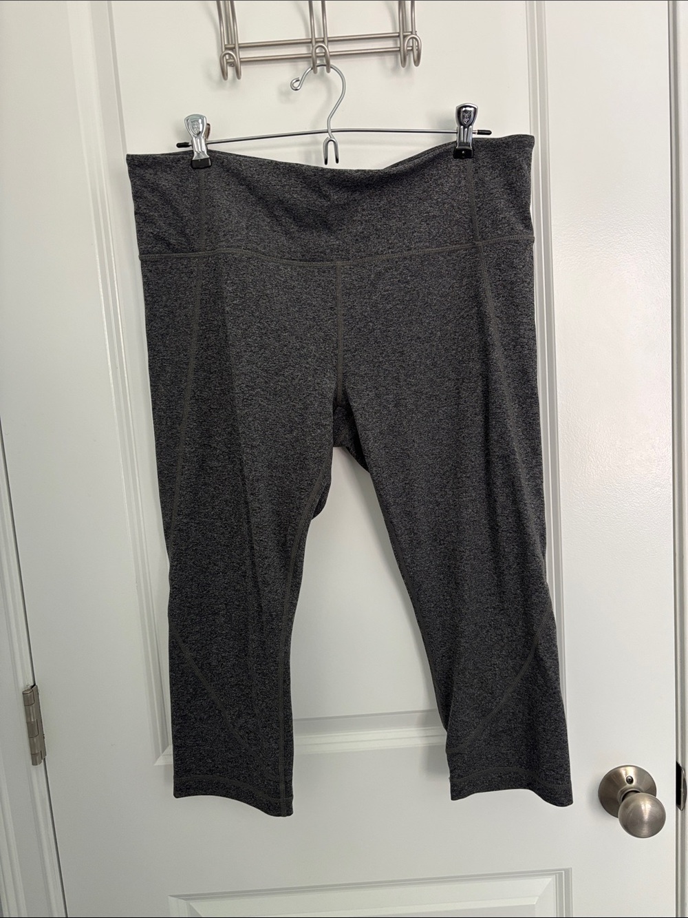 Athleta Dark Gray Cropped Leggings